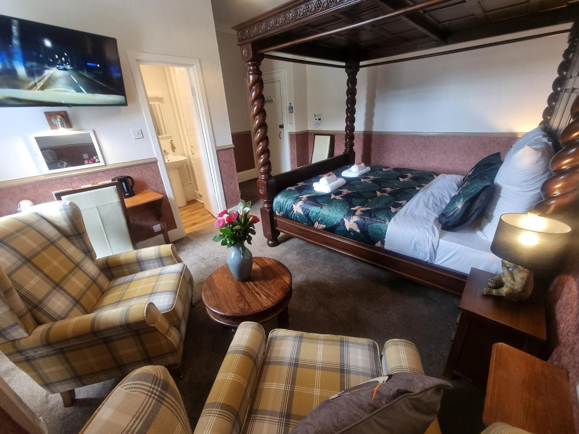 Roy Bridge Hotel Fort William Bagian luar foto